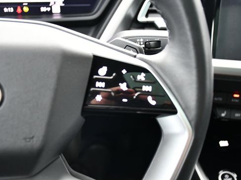 Certified 2024 Audi Q4 e-tron Prestige AWD/4WD image 38