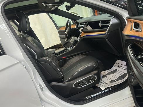 Used 2023 Jeep Grand Cherokee L Summit image 31