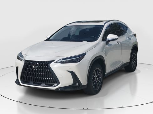 Used 2024 Lexus NX 250 FWD w/ Premium Package image 5