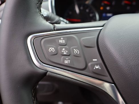 Used 2024 Chevrolet Equinox LT w/ LPO, Floor Liner Package image 12