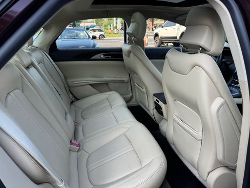 Used 2013 Lincoln MKZ AWD image 16