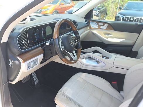 Used 2021 Mercedes-Benz GLS 580 4MATIC image 22