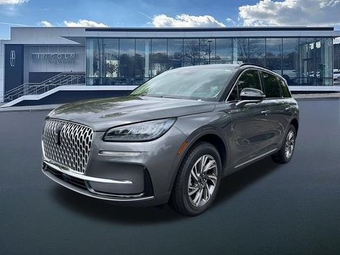 New 2026 Lincoln Corsair Premiere FWD image 3