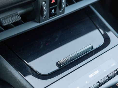 New 2026 Porsche Cayenne image 21