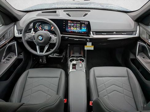 New 2026 BMW X1 xDrive28i w/ Technology Package image 18