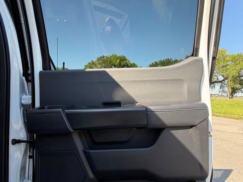Used 2022 Ford F150 XL w/ STX Appearance Package RWD image 15