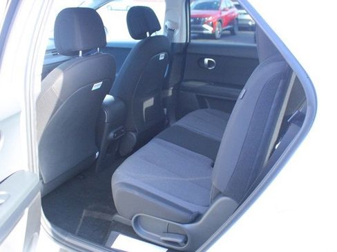 New 2024 Hyundai Ioniq 5 SEL image 15