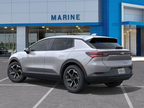 New 2026 Chevrolet Equinox EV LT FWD image 3