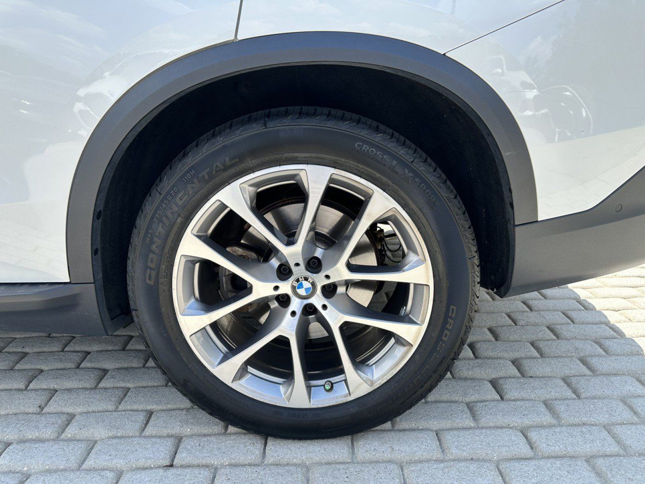Used 2023 BMW X5 xDrive40i w/ Premium Package AWD/4WD image 5