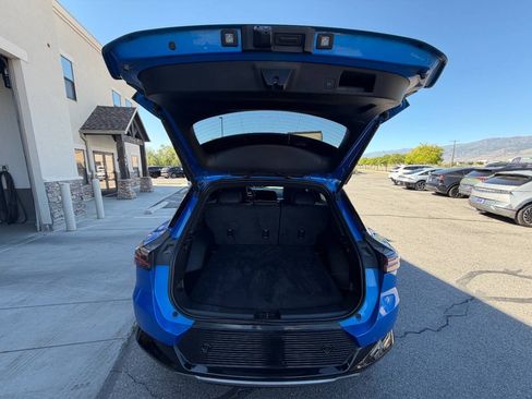 Used 2024 Chevrolet Equinox EV LT AWD/4WD image 9