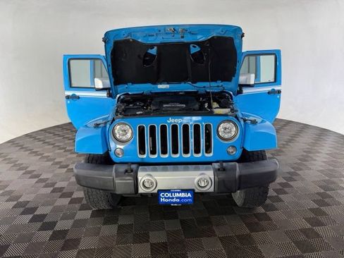 Used 2017 Jeep Wrangler Unlimited Sahara w/ Quick Order Package 24E Chief AWD/4WD image 14