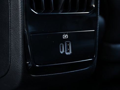 Used 2023 Jeep Compass Trailhawk w/ Trailhawk Convenience Group image 19