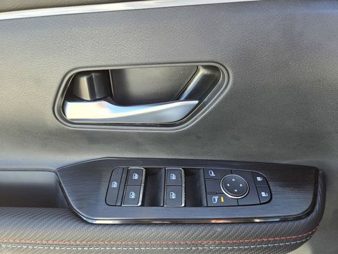New 2026 Nissan Kicks SR AWD/4WD image 13