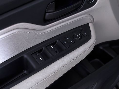 Used 2026 Honda Odyssey EX-L image 18