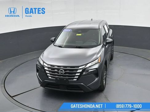 Used 2024 Nissan Rogue S AWD/4WD image 47