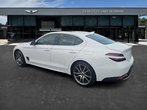Used 2022 Genesis G70 2.0T w/ Prestige Package image 5