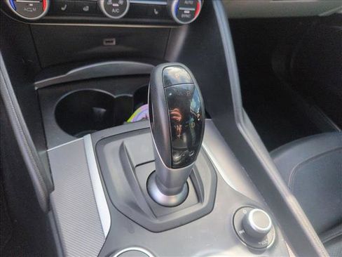 Used 2018 Alfa Romeo Giulia Ti Sport w/ Quick Order Package 22U Sport image 11