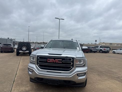 Used 2017 GMC Sierra 1500 SLE w/ Texas SLE Value Package image 5