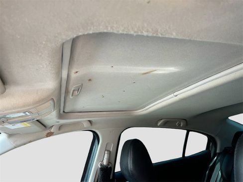 Used 2017 MAZDA MAZDA3 Touring w/ Popular Equipment Package image 21