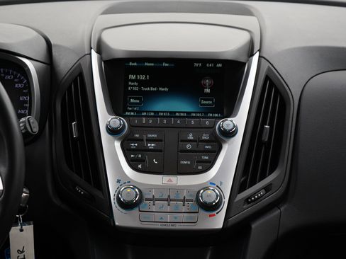 Used 2017 Chevrolet Equinox LT w/ Convenience Package FWD image 15