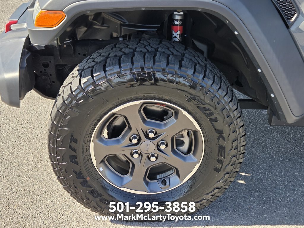 Used 2021 Jeep Gladiator Rubicon w/ Trailer Tow Package AWD/4WD image 16