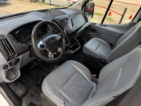 Used 2019 Ford Transit 250 148 Medium Roof RWD image 15