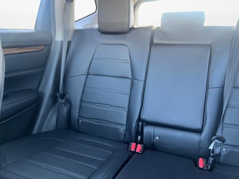 Used 2018 Honda CR-V Touring image 12