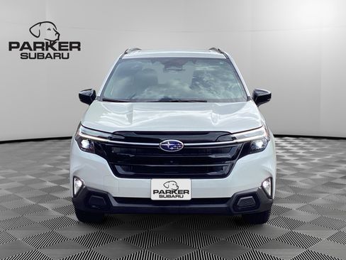 Used 2025 Subaru Forester Touring w/ Popular Package - Touring AWD/4WD image 8