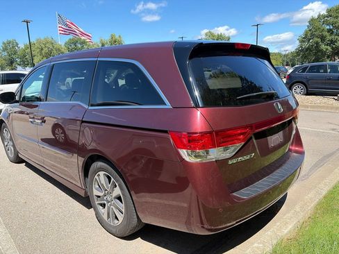 Used 2016 Honda Odyssey Touring Elite image 9