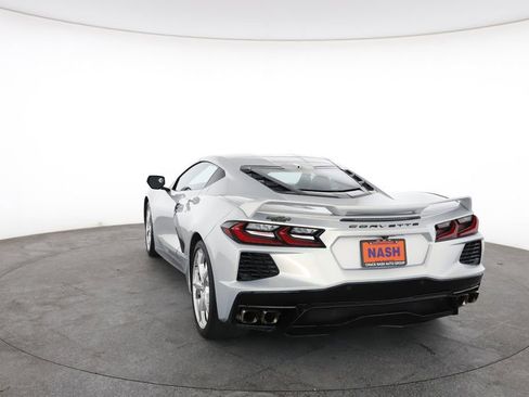 Used 2021 Chevrolet Corvette Stingray Preferred Cpe w/ Z51 Performance Package RWD image 10