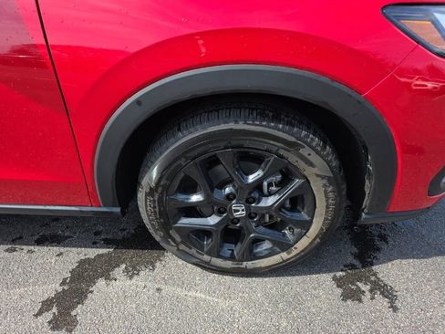 Used 2025 Honda HR-V Sport image 9