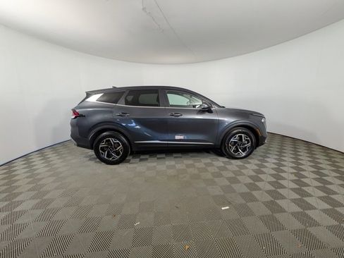 Used 2023 Kia Sportage LX image 33