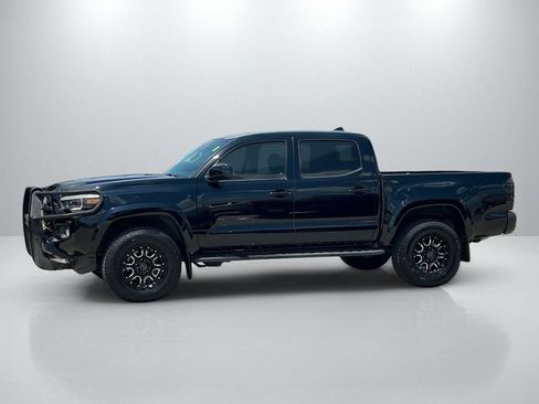 Used 2019 Toyota Tacoma SR5 AWD/4WD image 8