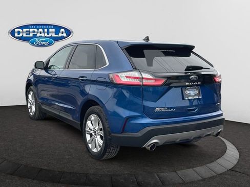 Used 2023 Ford Edge Titanium image 3
