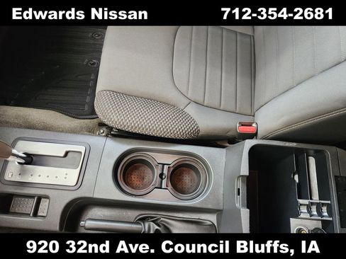 Used 2017 Nissan Frontier PRO-4X image 26