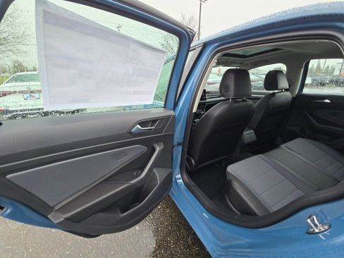 New 2026 Volkswagen Jetta SE image 17