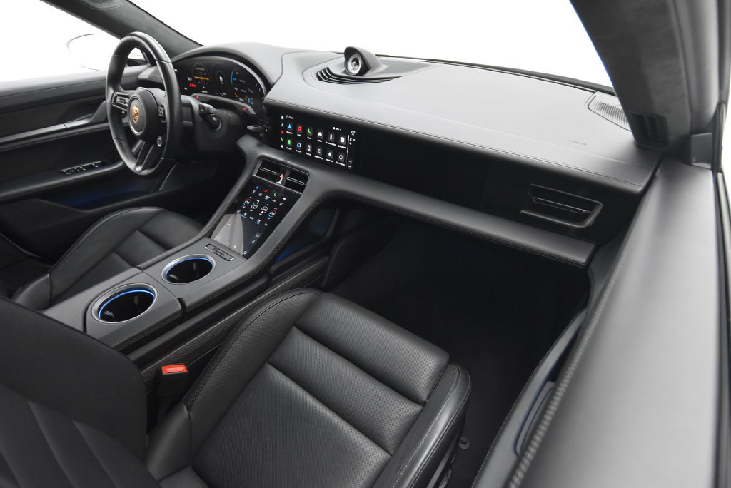 Used 2022 Porsche Taycan Turbo S AWD/4WD image 44