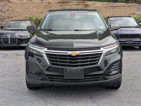 Used 2023 Chevrolet Equinox LS w/ LS Convenience Package AWD/4WD image 2