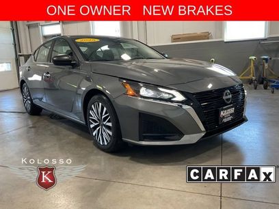 Used 2025 Nissan Altima 2.5 SV