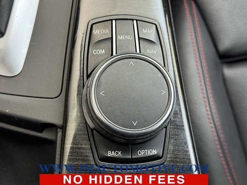 Used 2017 BMW 330i xDrive Sedan AWD/4WD image 30