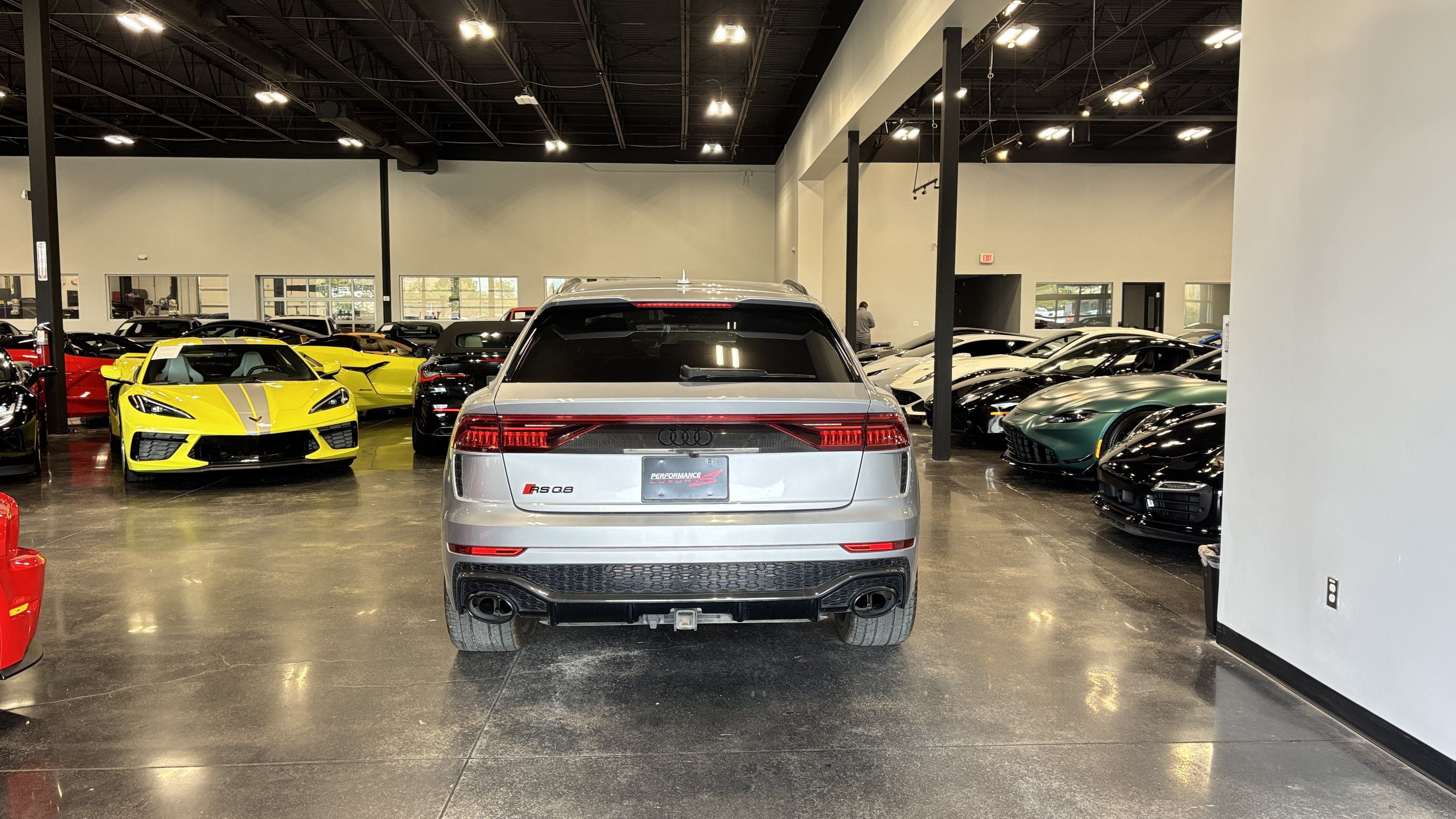 Used 2022 Audi RS Q8 AWD/4WD image 3
