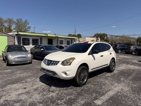 Used 2014 Nissan Rogue S image 7