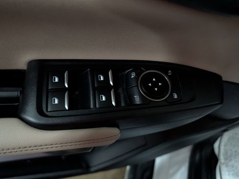 Used 2024 Ford Ranger Lariat w/ Trailer Tow Package image 16