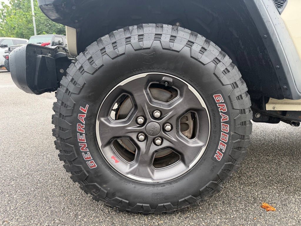 Certified 2020 Jeep Gladiator Rubicon w/ LED Lighting Group AWD/4WD image 8