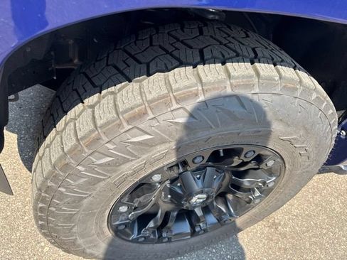 Used 2025 Toyota Tacoma SR5 AWD/4WD image 2