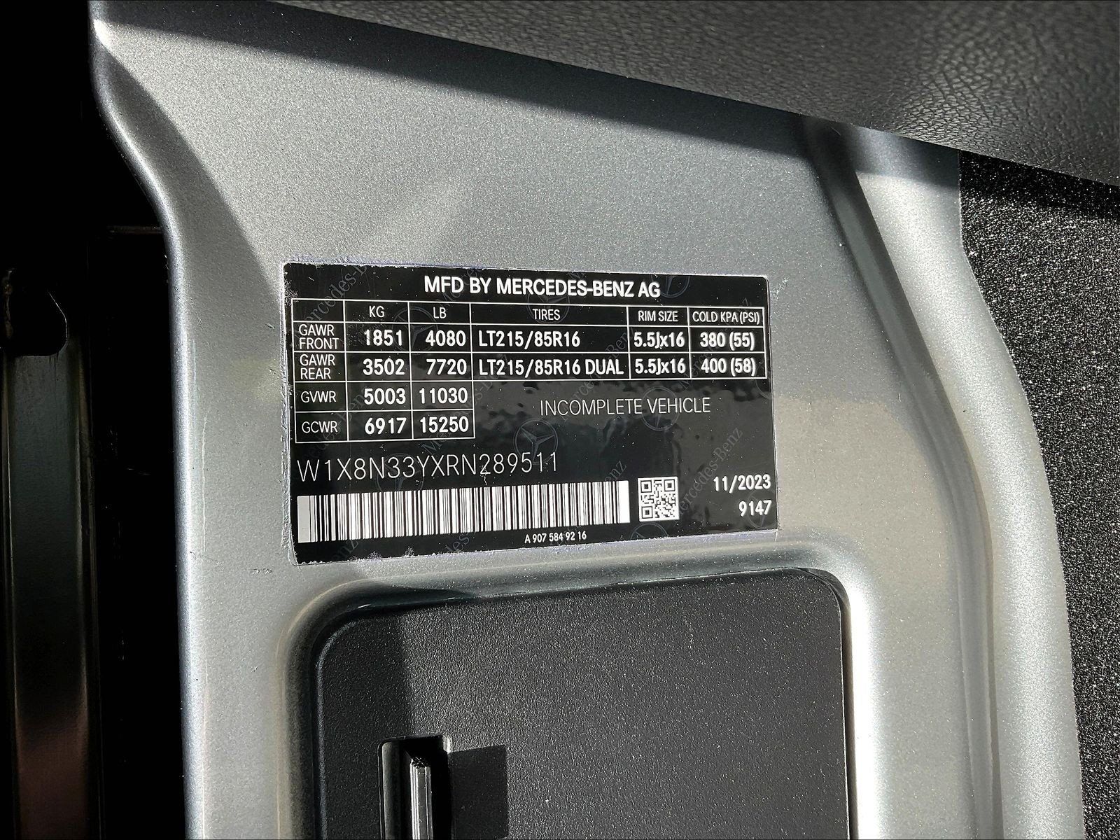 Used 2024 Mercedes-Benz Sprinter 3500 image 18