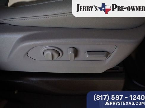 Used 2022 Chevrolet Silverado 1500 LTZ image 26