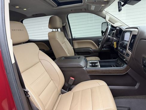 Used 2018 GMC Sierra 3500 Denali w/ Duramax Plus Package image 34