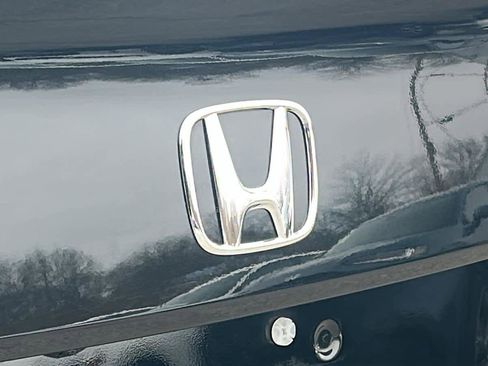 Used 2025 Honda Civic Sport image 10