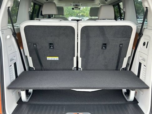 Used 2025 Volkswagen ID. Buzz Pro S Plus RWD image 45